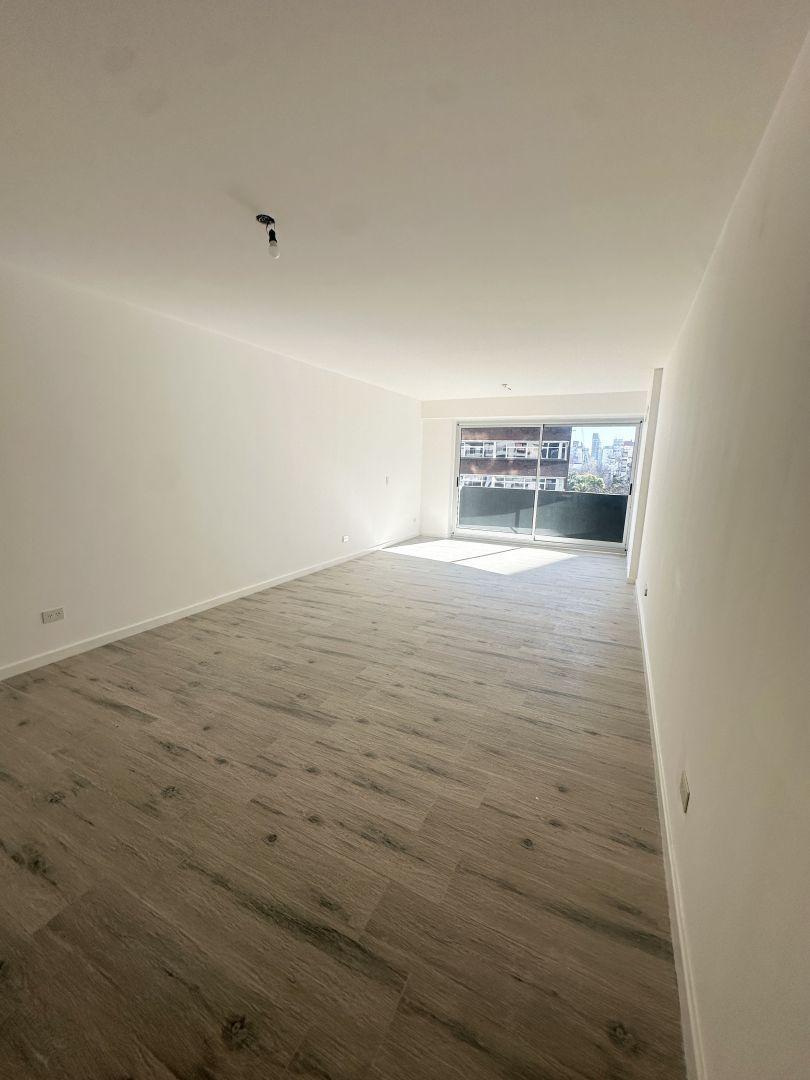 Departamento 1 1/2 ambientes. | Av. Independencia al 2600