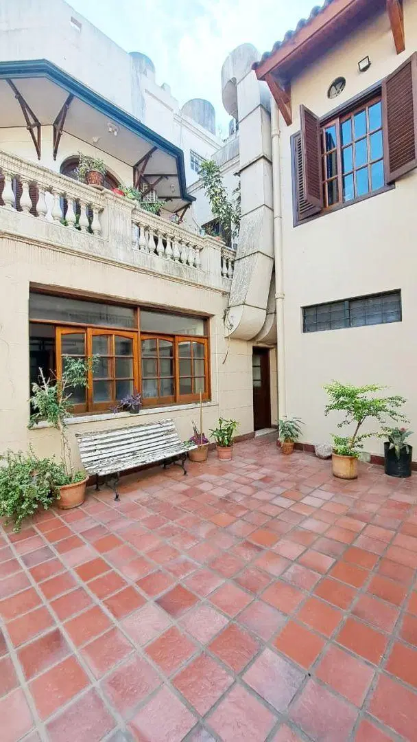 Casa 18 ambientes 11 dormitori. | Alberti al 1200 5