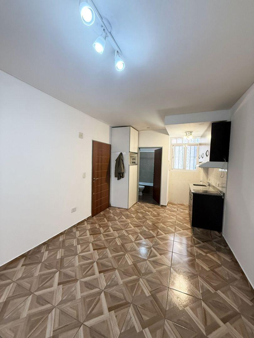 Foto de Departamento 1 1/2 ambientes. | Saavedra al 700, imagen 2