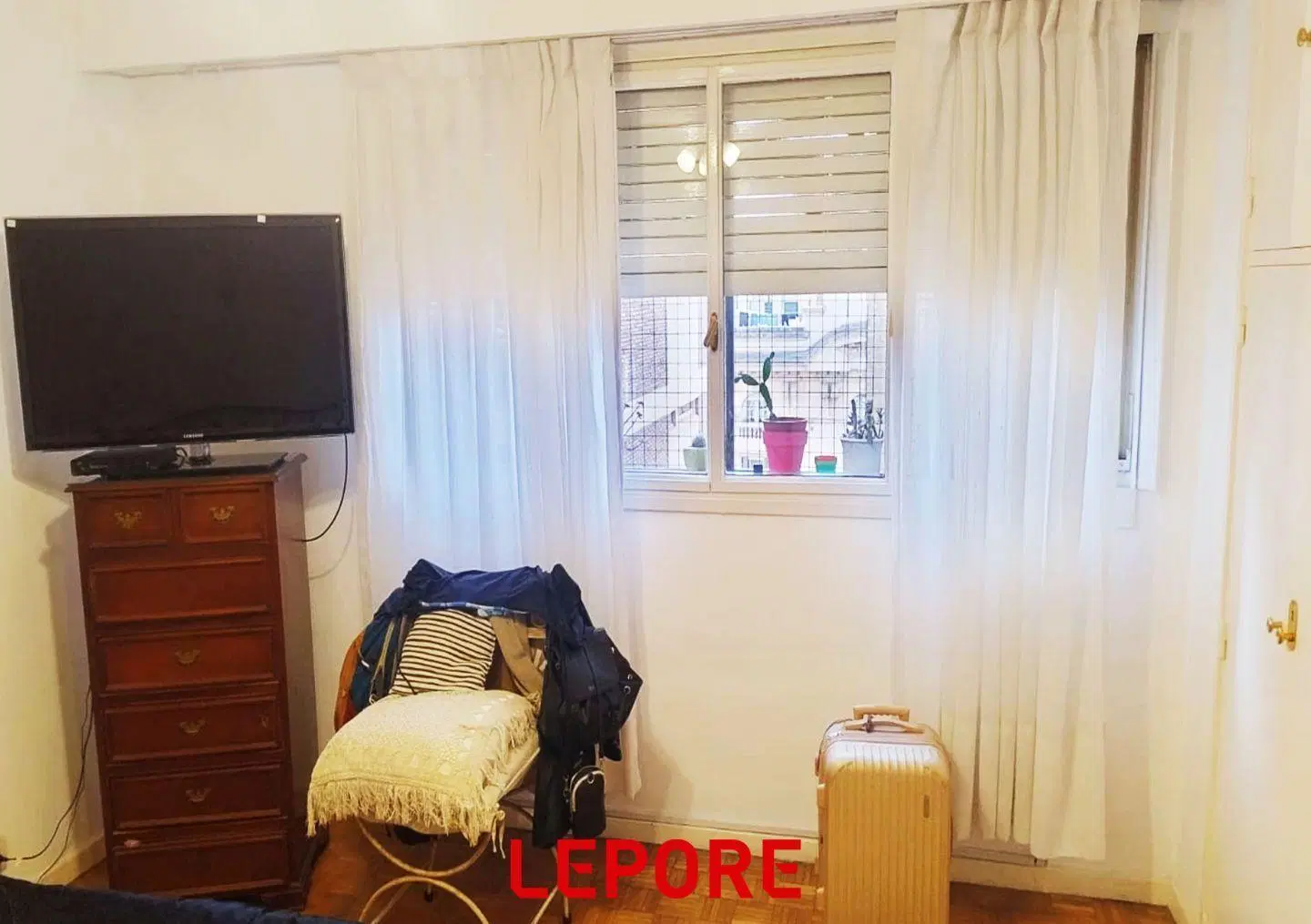 VENTA 4 AMBIENTES + DEPENDENCIA EN RETIRO - COCHERA Y BAULERA 3