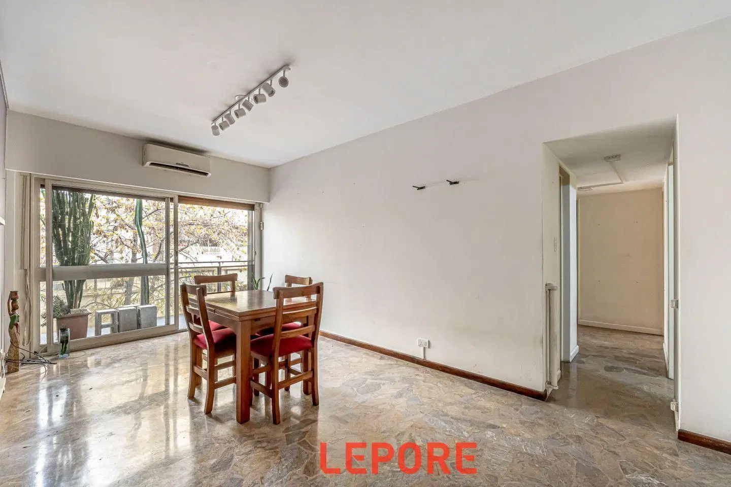 VENTA 4 AMBIENTES CON ESPACIO GUARDACOCHES EN ALMAGRO 3