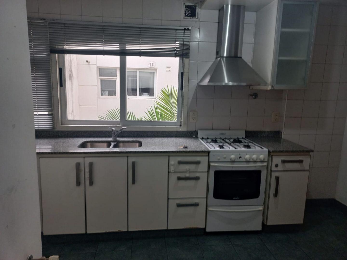 Foto de ALQUILER - Excelente 3 ambientes con cochera fija en Caballito, imagen 4