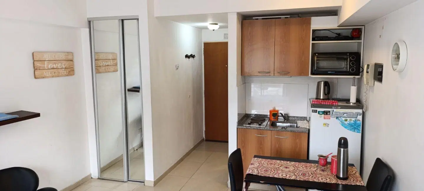 Departamento monoambiente. | Aguero al 2300 3