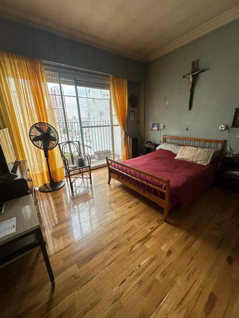 Departamento 6 ambientes. | TUCUMAN al 2100 4