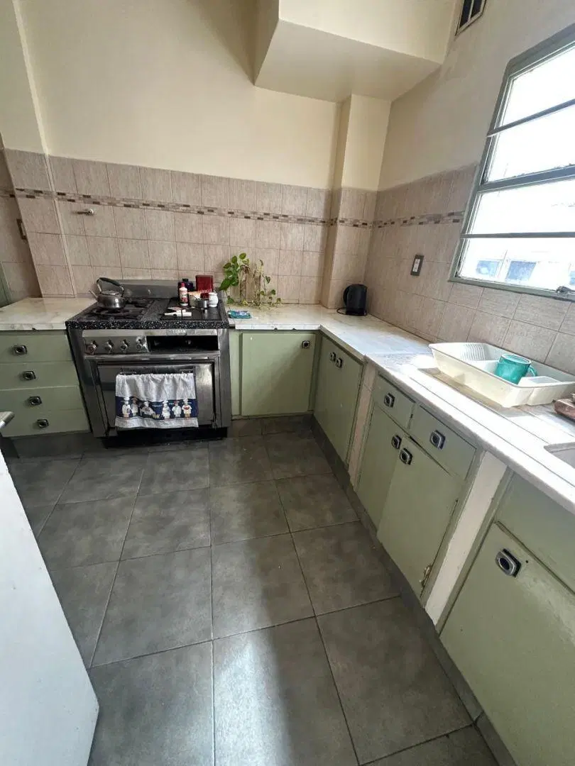 Departamento 6 ambientes. | TUCUMAN al 2100 3
