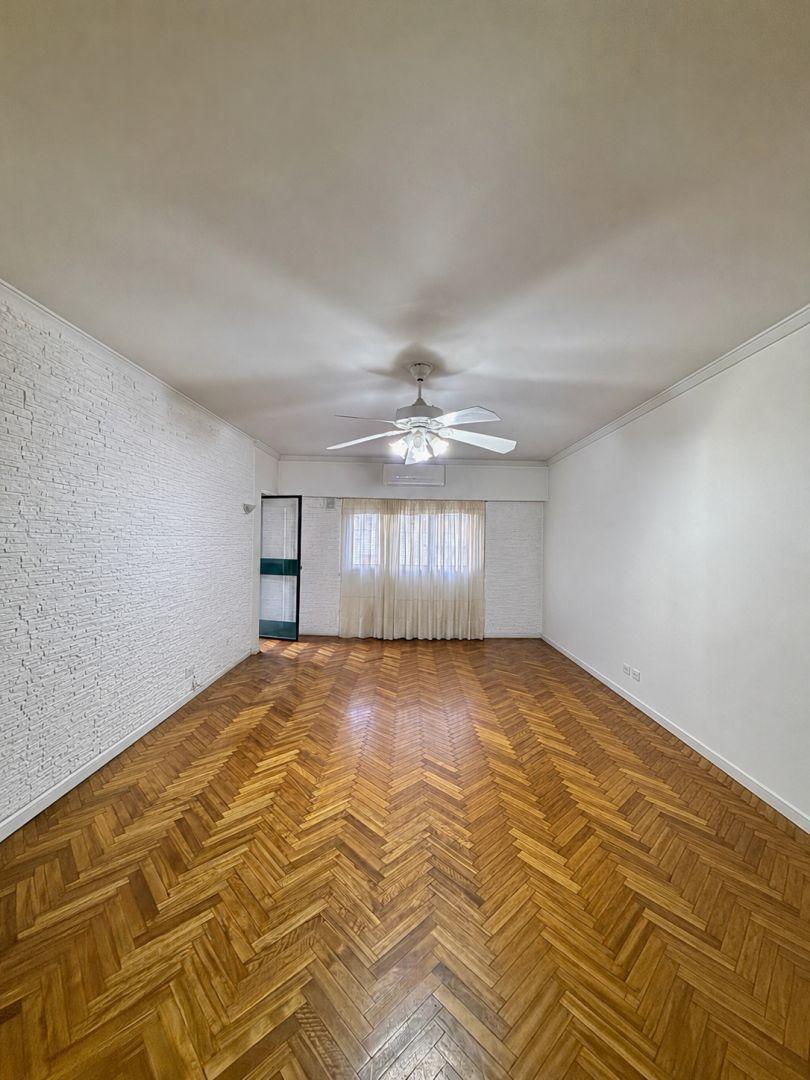 Foto de Departamento de 5 ambientes con 2 cocheras y 2 bauleras en Colegiales, imagen 3