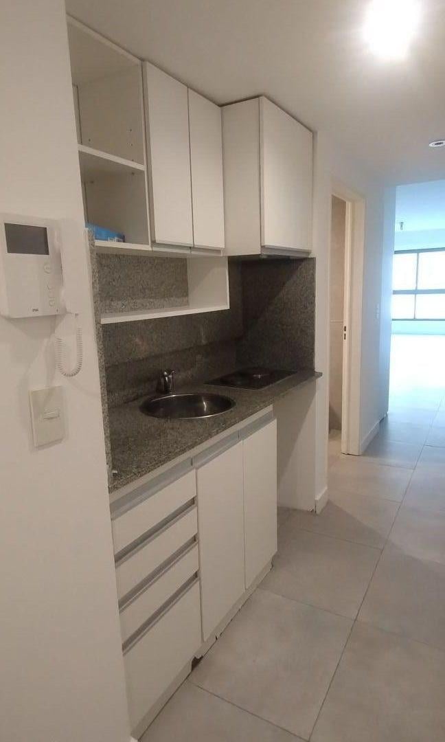 Foto de Alquiler Departamento 1 ambiente en San Nicolas . Super Luminoso, imagen 3