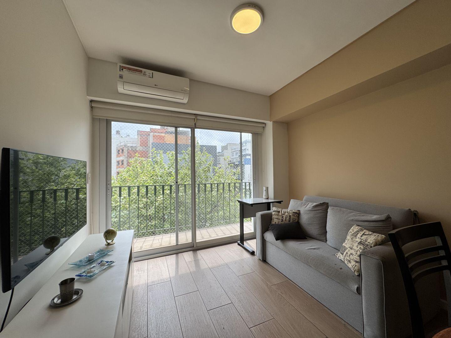 Foto de VENTA DE DEPARTAMENTO 3 AMBIENTES RECICLADO CON DEPENDENCIA - VILLA, imagen 1