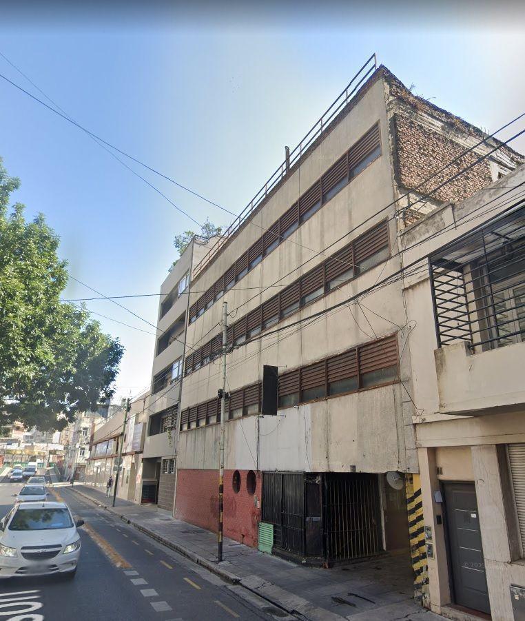 Cochera . | RAWSON al 100