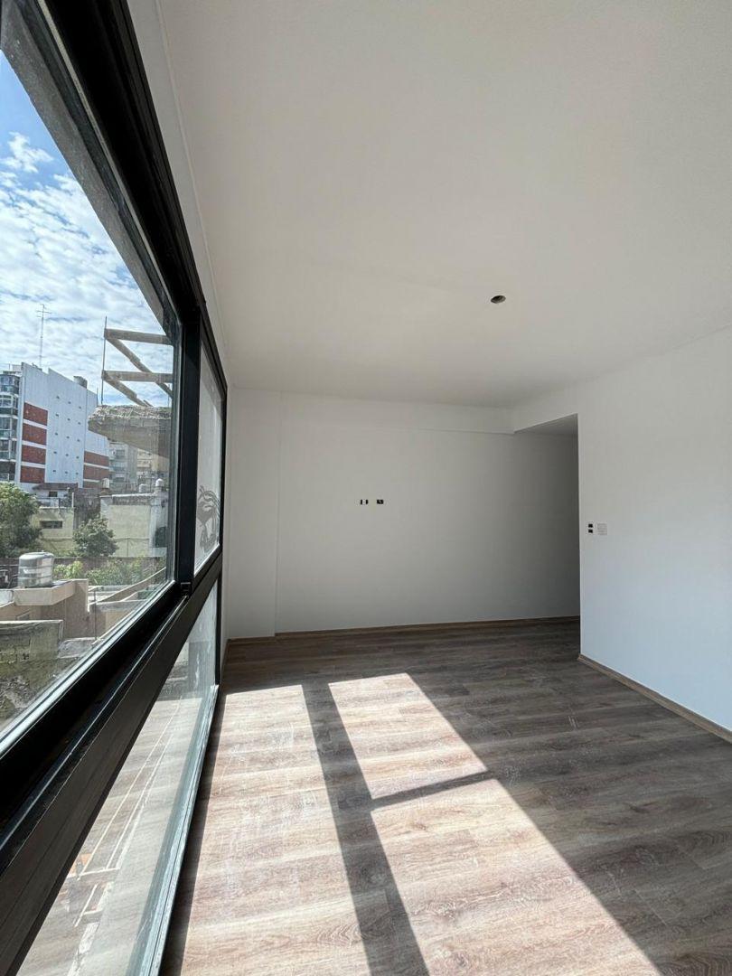 Foto de SEMIPISO 4 AMBIENTES A ESTRENAR, AMENITIES, OPC COCHERA, EN CABALLITO, imagen 1