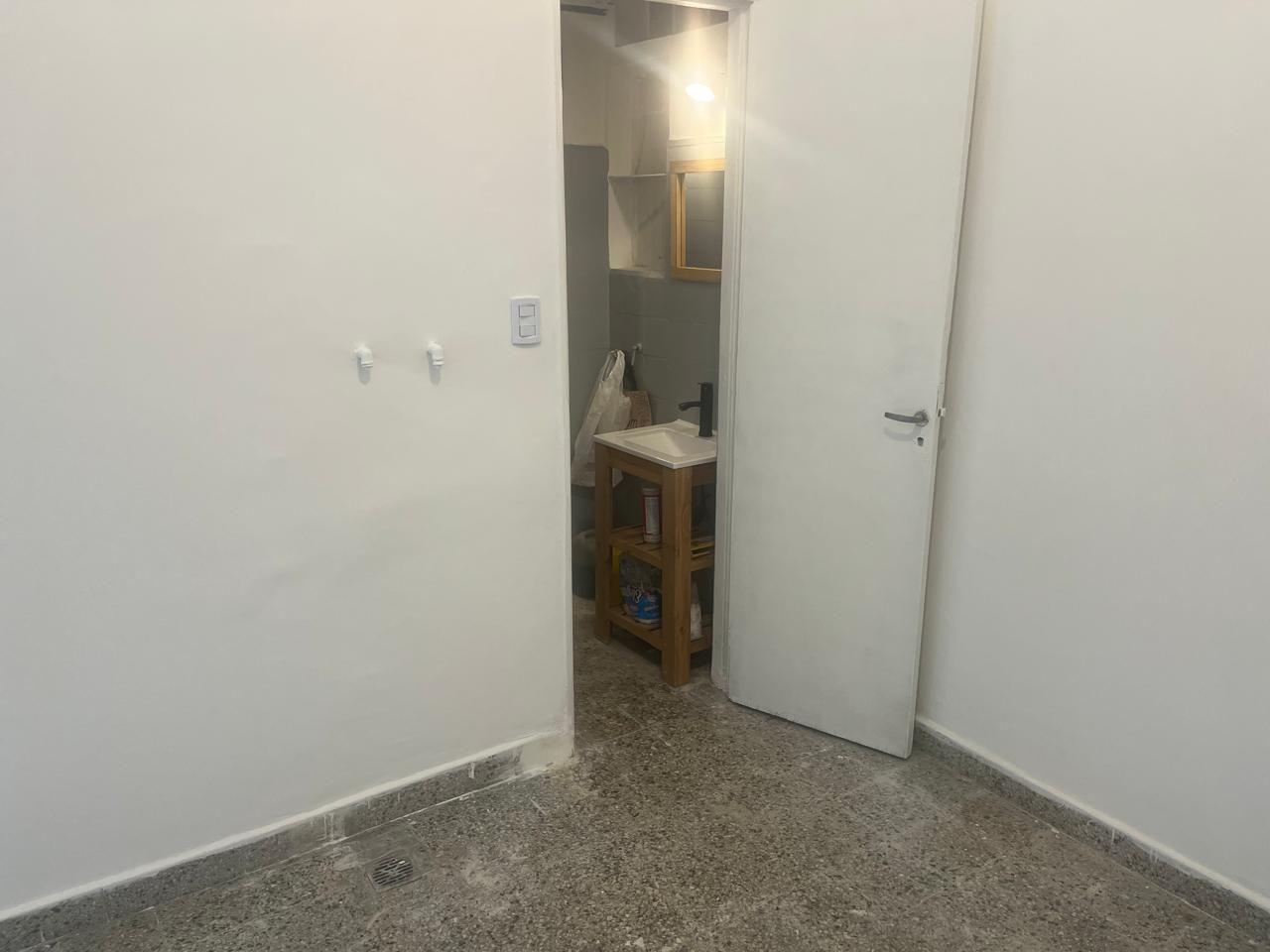 Foto de Alquiler de Local en Caballito, Capital Federal, imagen 2