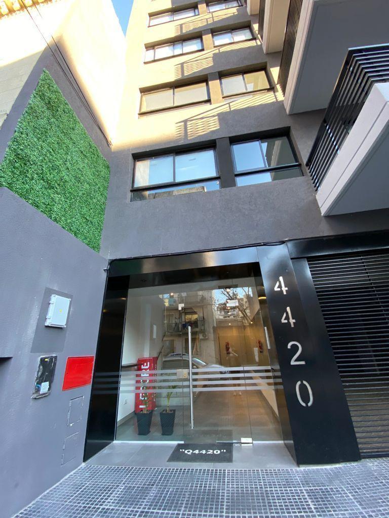 Foto de Venta 2 ambientes apto crédito, piso 9, cochera, amenities, en Almagro, imagen 1