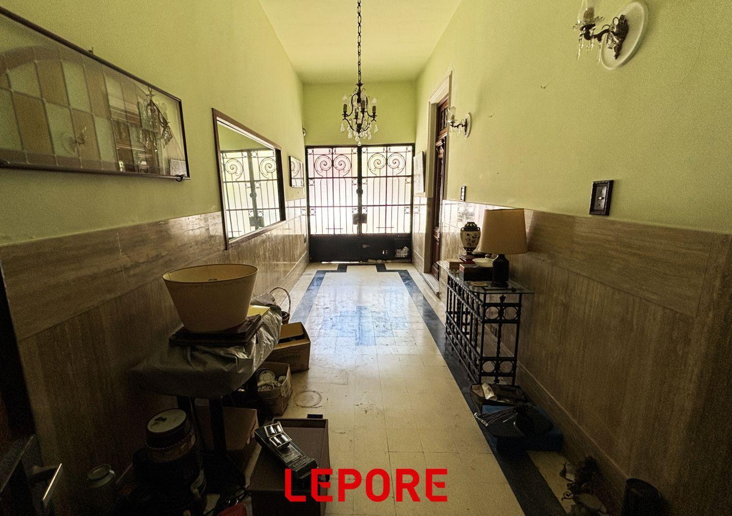 Casa 6 ambientes 3 dormitorios. | Bonifacio Jose al 2200