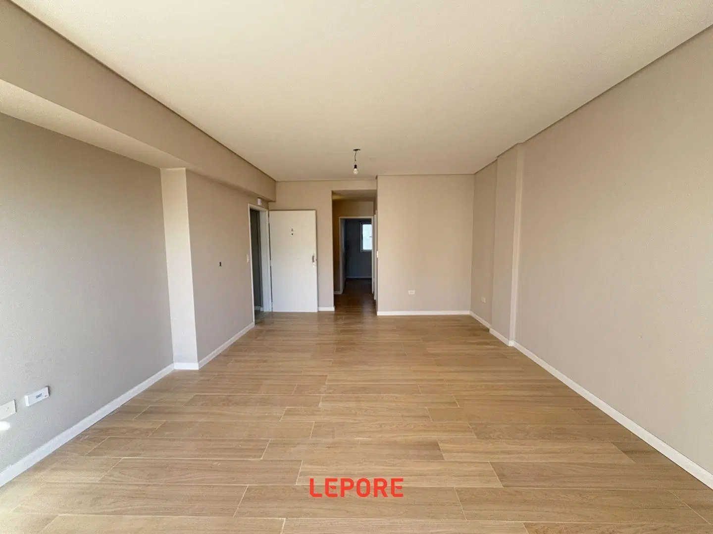 Hermoso piso de 4 ambientes 2