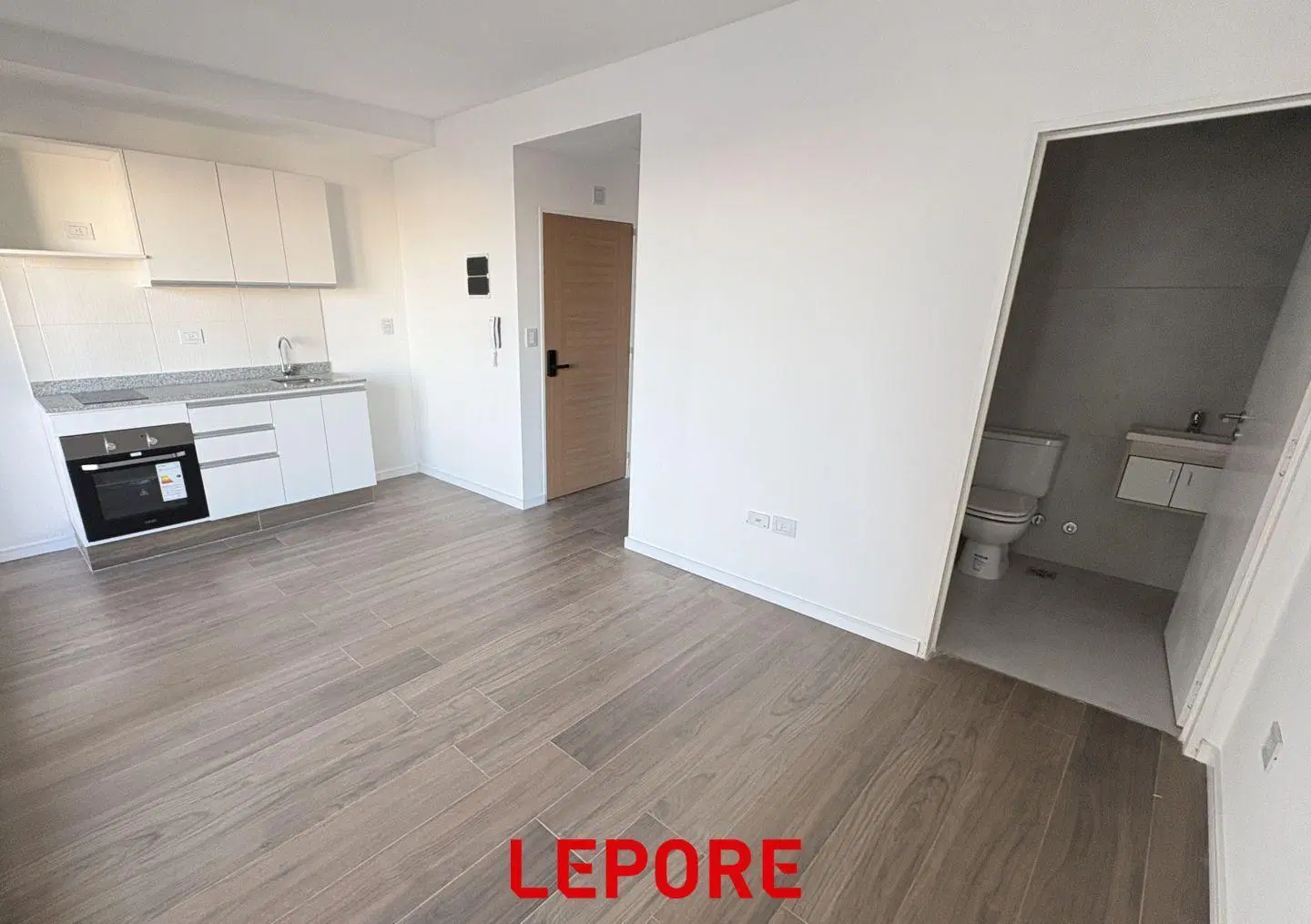 Departamento monoambiente. | Av. San Juan al 2900 3