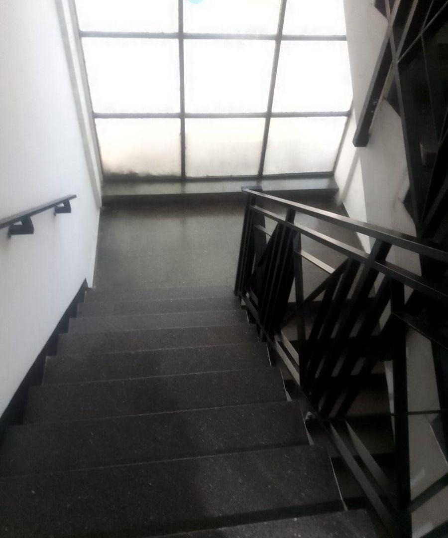 Foto de Departamento de 183 m² con 4 dormitorios en venta, Mendoza, imagen 4