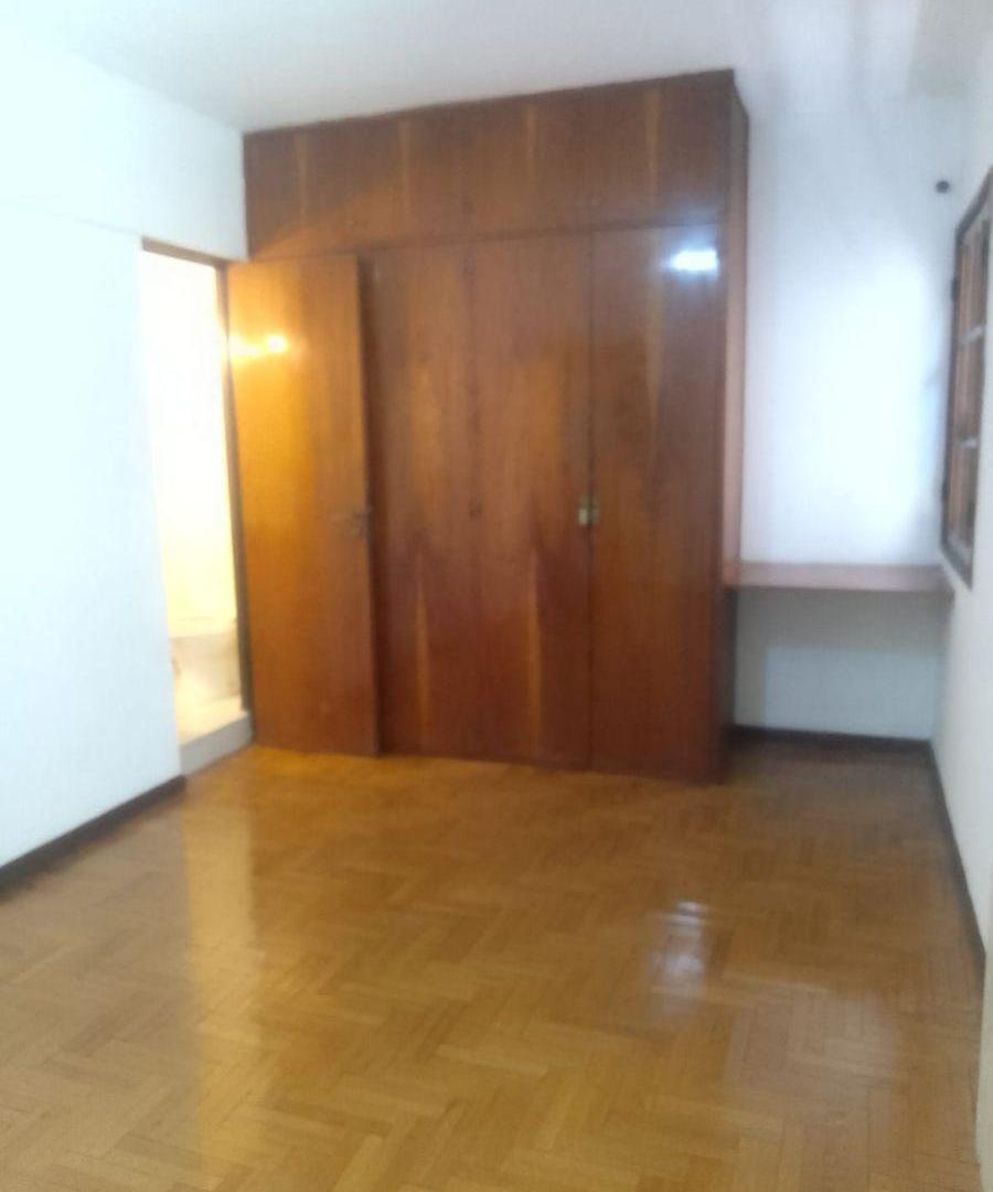 Foto de Departamento de 183 m² con 4 dormitorios en venta, Mendoza, imagen 5