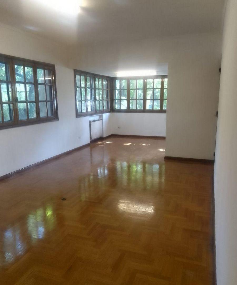 Foto de Departamento de 183 m² con 4 dormitorios en venta, Mendoza, imagen 2