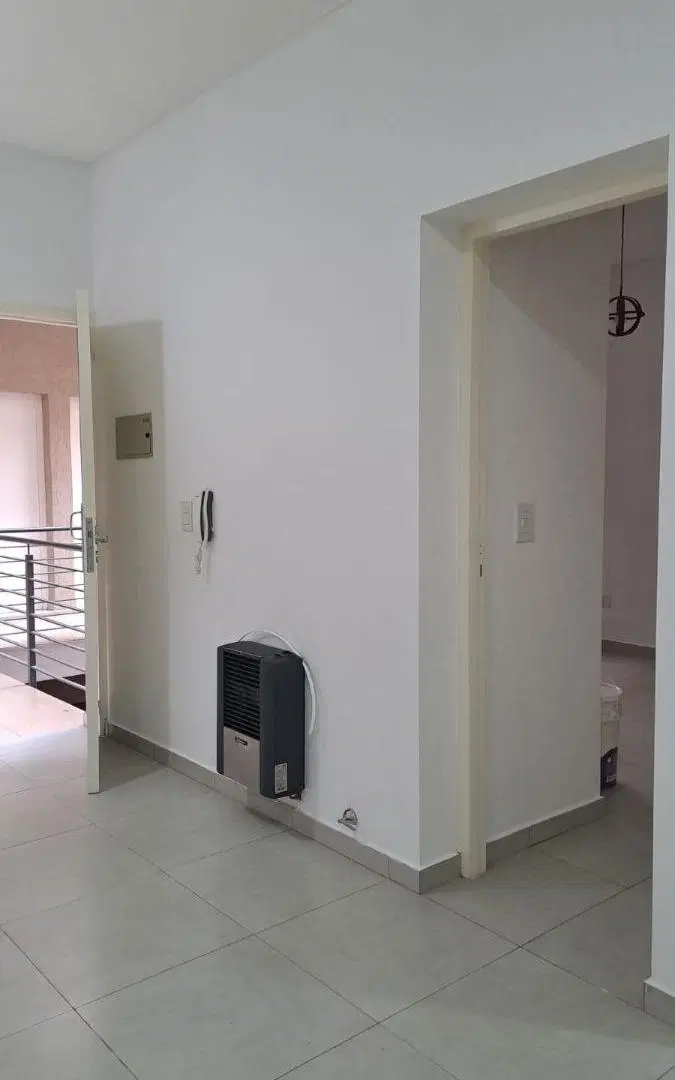 Departamento de 1 dormitorio limite barrio Bombal 3