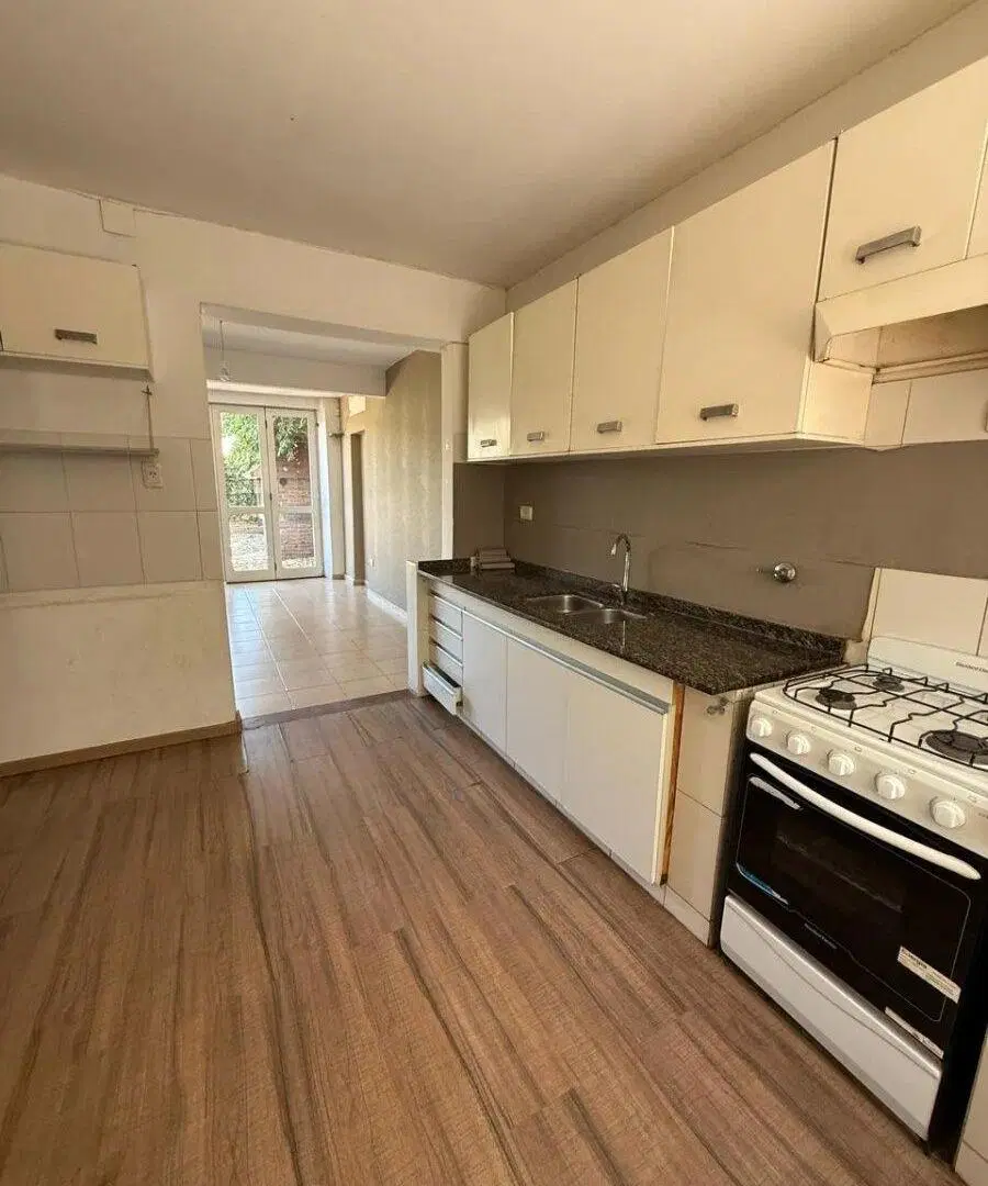 Casa En venta Villa Belgrano, 4 dorm, Exc Ubicación 1