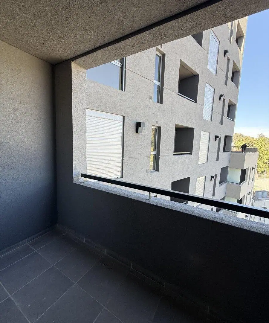 Vendo Pilay 21, Depto a Estrenar con balcón 8