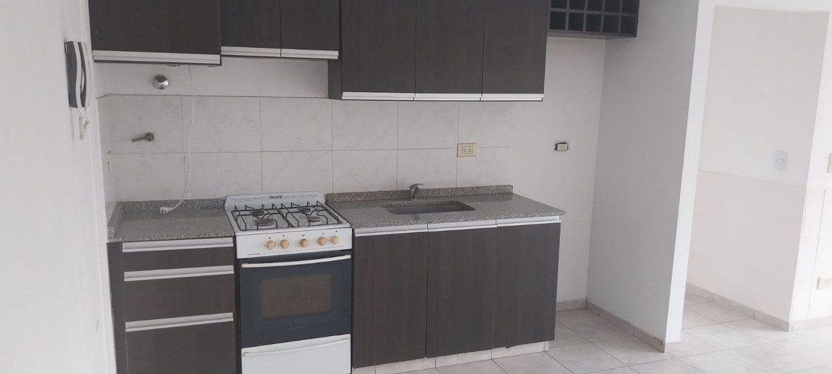 Foto de MODERNO DEPARTAMENTO 3 AMBIENTES C/COCHERA, imagen 5