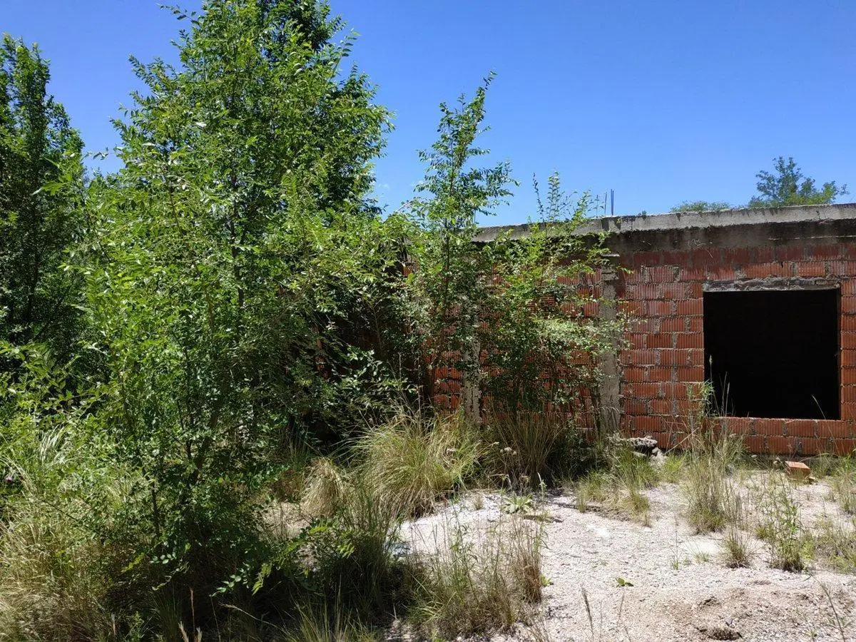 Lote en el Trapiche San Luis con construccion 5