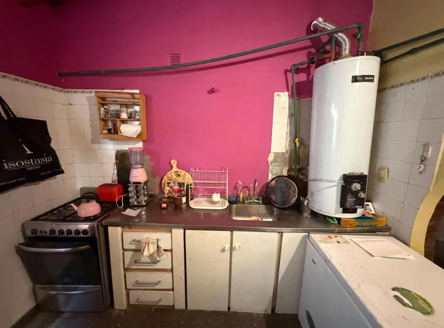 Propiedad Multifamiliar/ Casa + 4 monoambientes 8