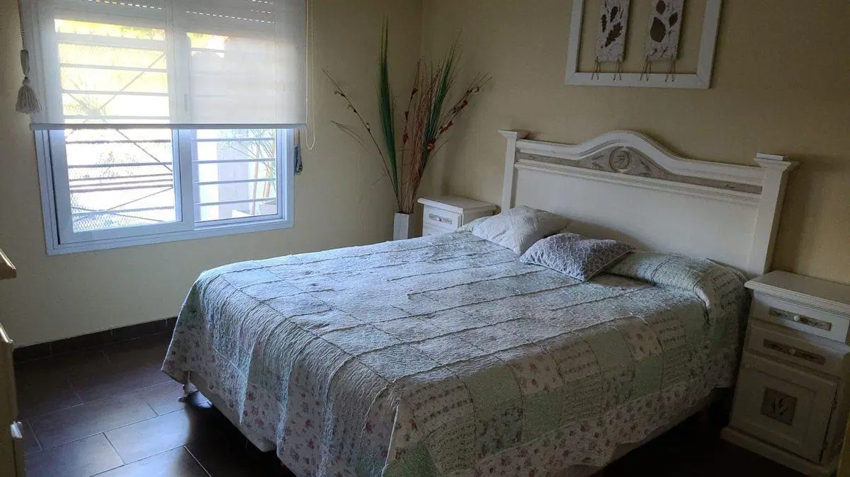 CASA ESTILO COUNTRY CON PILETA GRAL. RODRIGUEZ 3