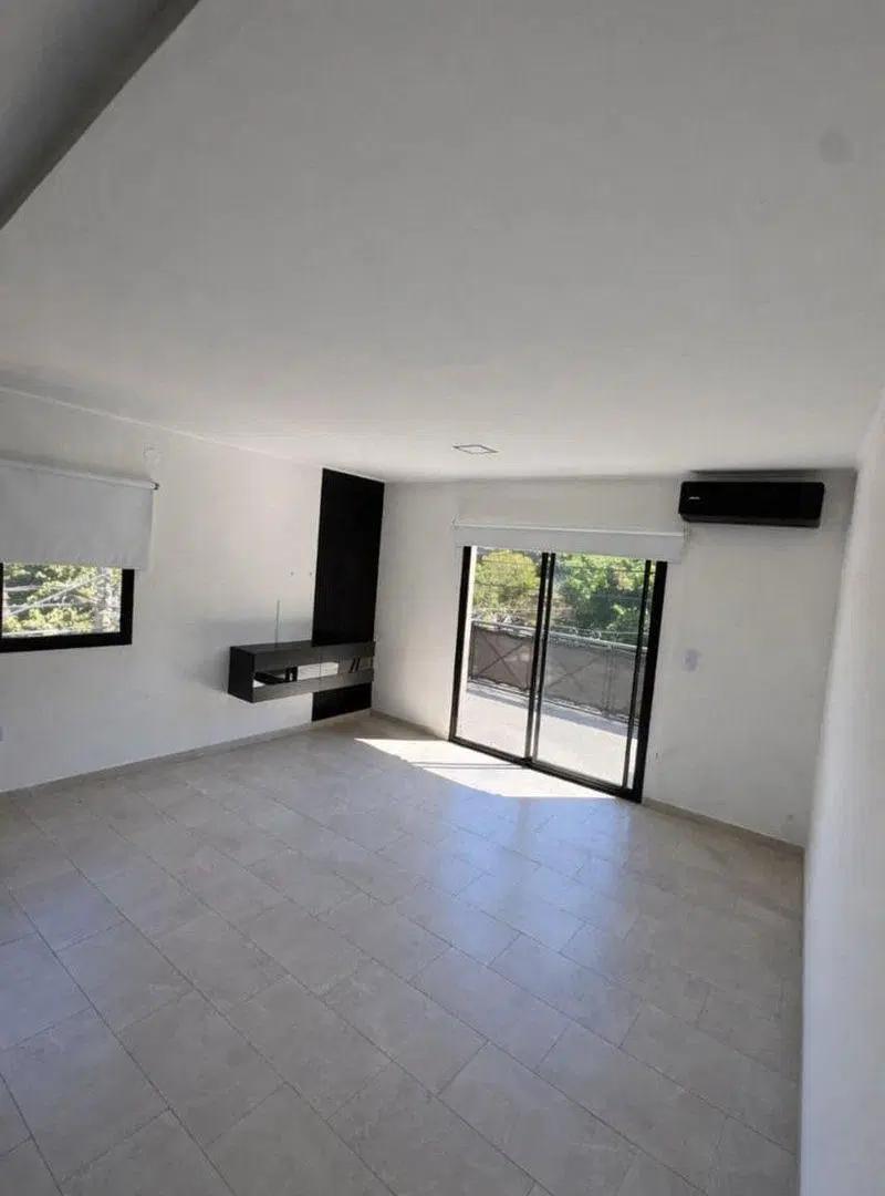SE VENDE HERMOSO DUPLEX EN VILLA LINCH 3