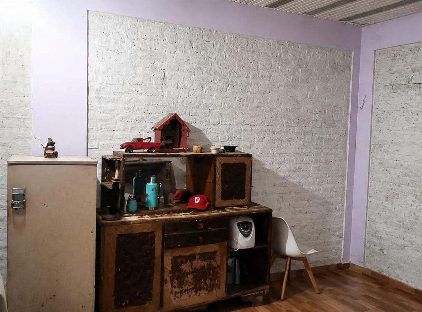 Foto de CASA EN VIRREY DEL PINO PARA INVERSION OPORTUNIDAD, imagen 1