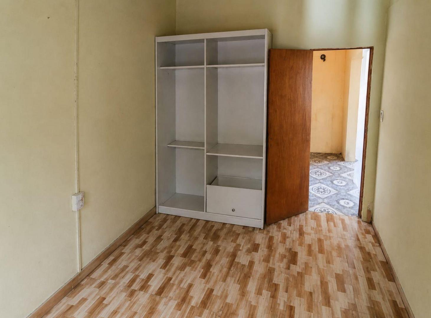 Foto de CASA DE 2 AMBIENTES ALQUILER MORENO PARQUE LAVIN, imagen 5