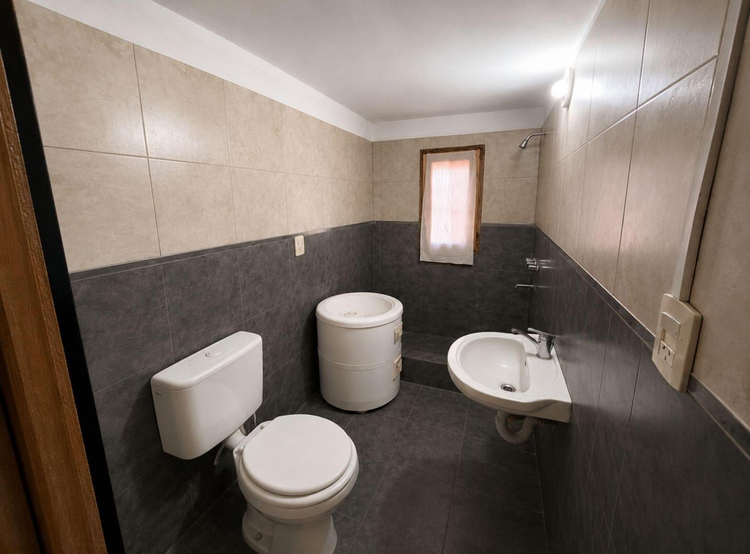 Foto de Propiedad Multifamiliar/ Casa + 4 monoambientes, imagen 5
