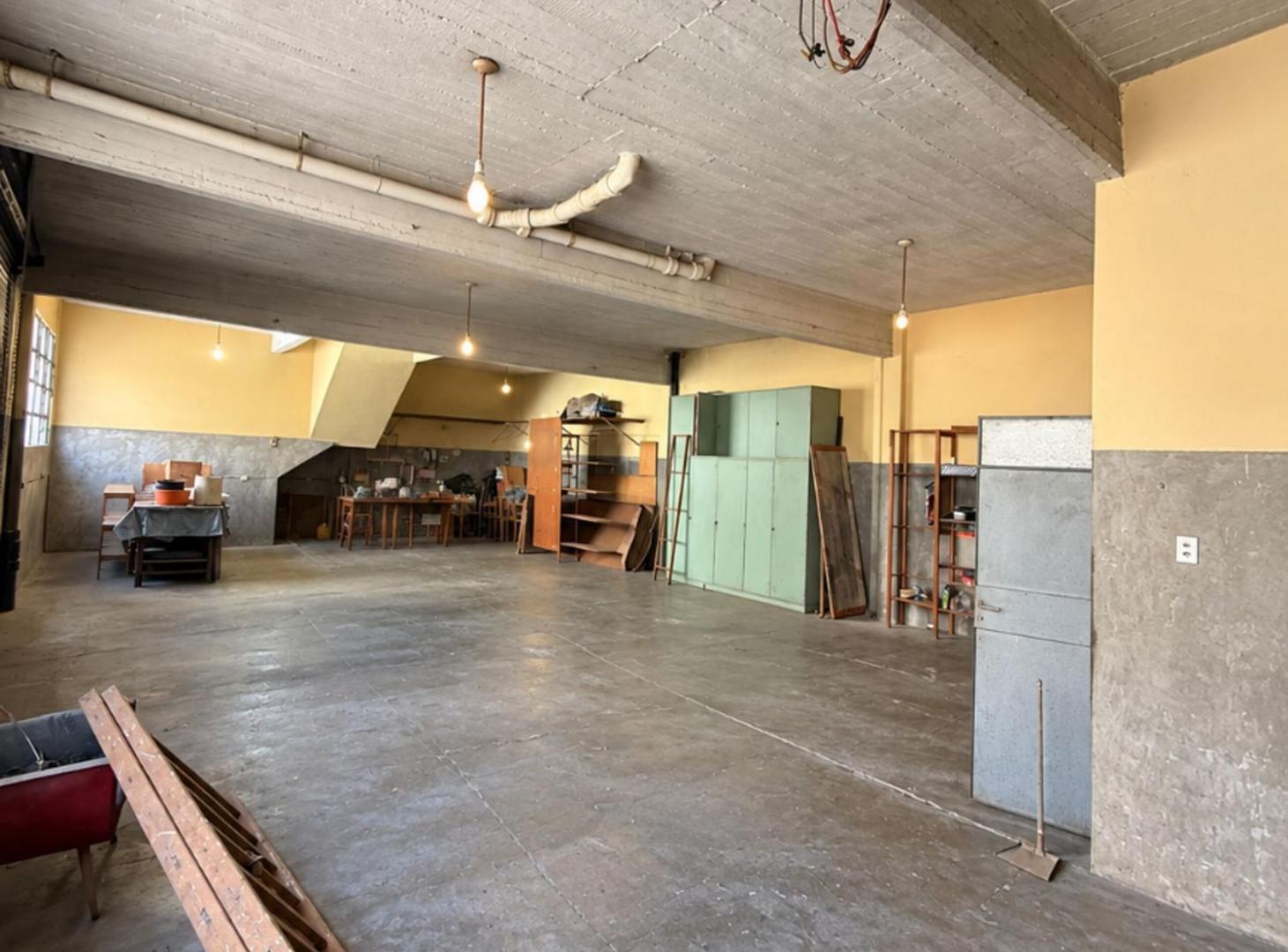 Foto de Excelente oportunidad de Inversion Casa + Galpon, imagen 2