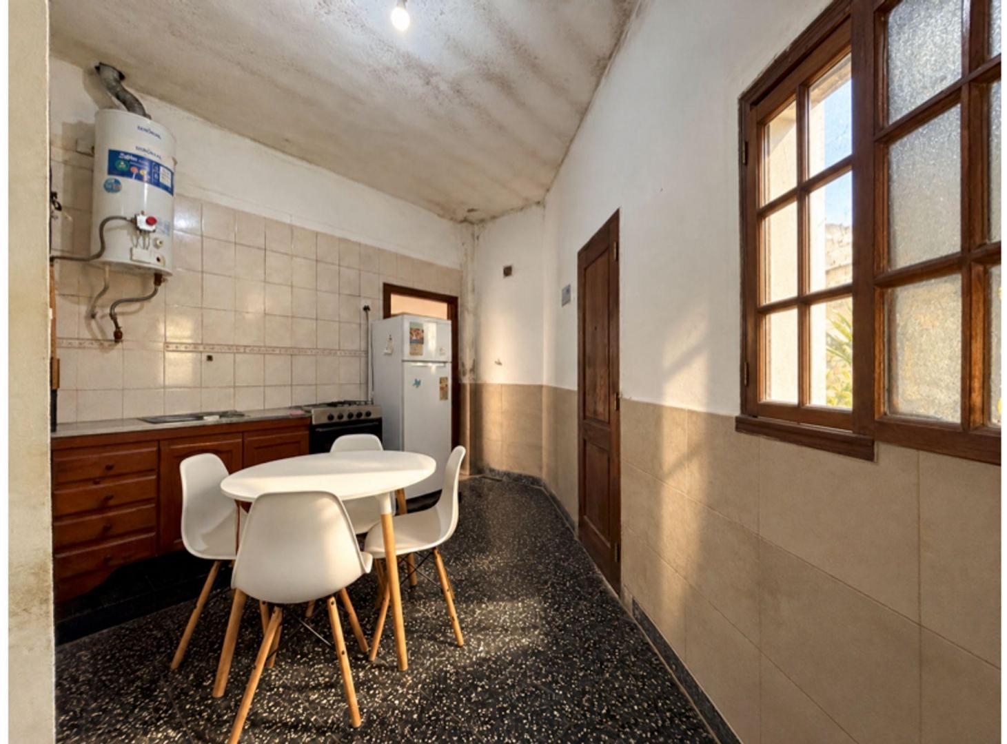 Foto de Casa en esquina a reciclar, oportunidad inversor, imagen 2
