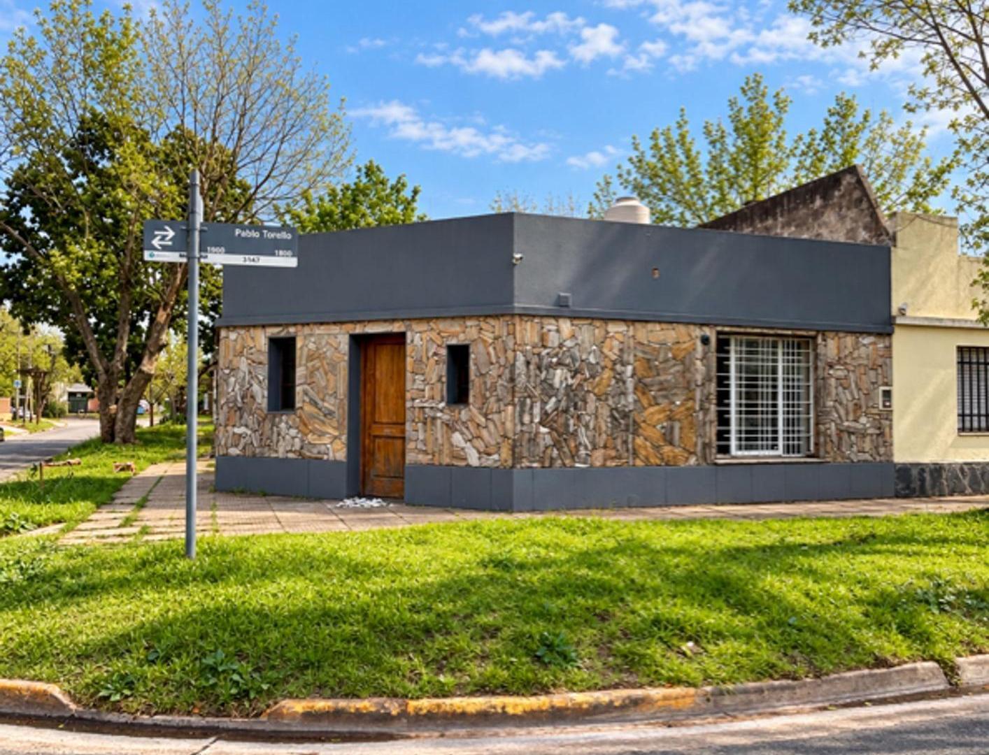 Foto de Casa en esquina a reciclar, oportunidad inversor, imagen 1