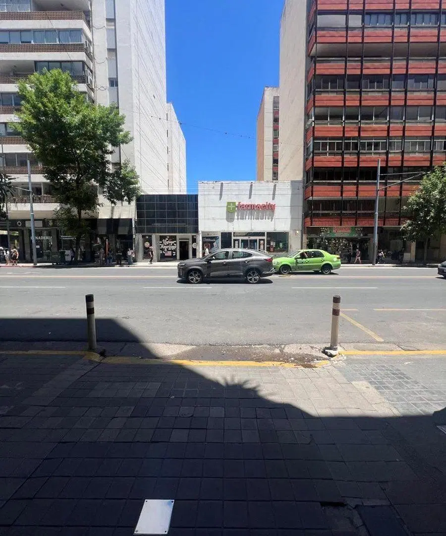 VENTA COCHERA AV COLON 720 CORDOBA 5