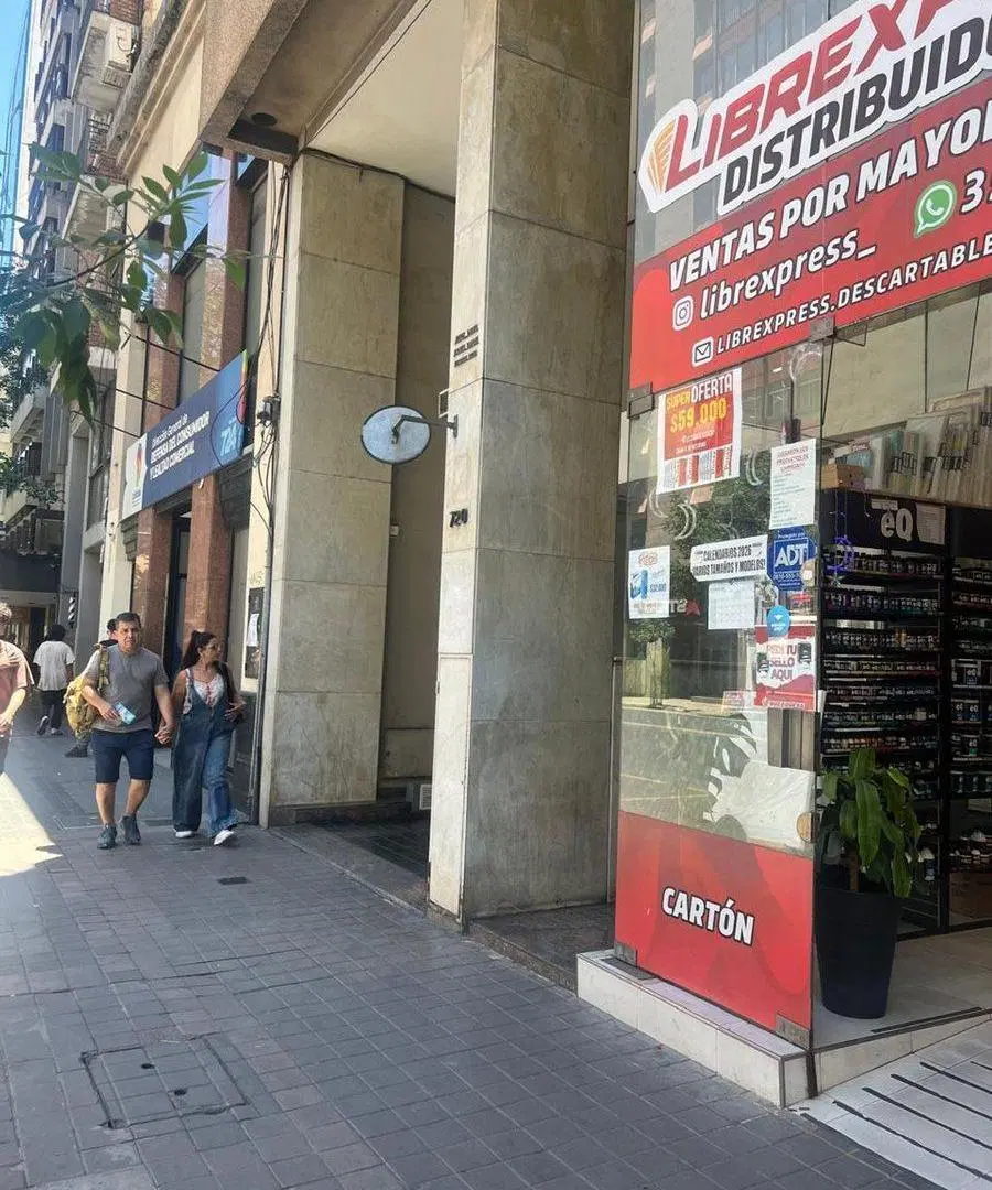VENTA COCHERA AV COLON 720 CORDOBA 3