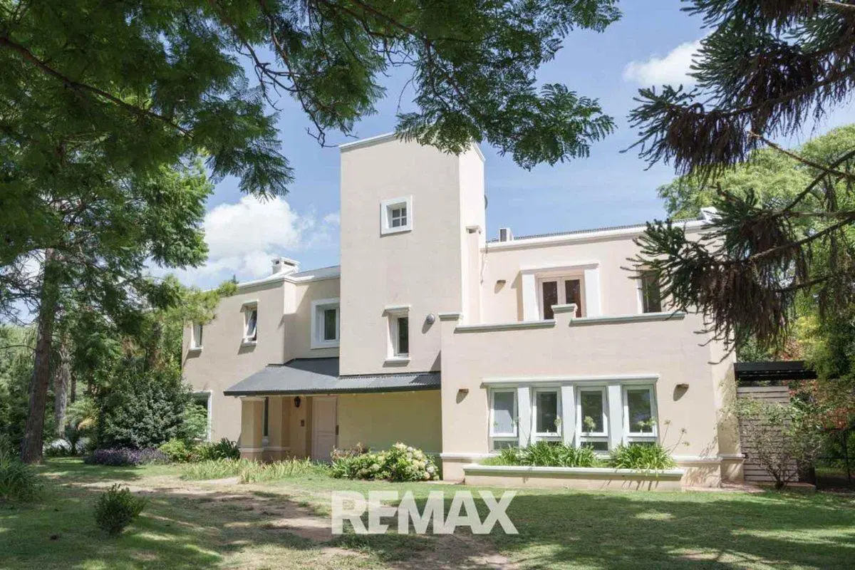 VENTA CASA COUNTRY JOCKEY CLUB 3