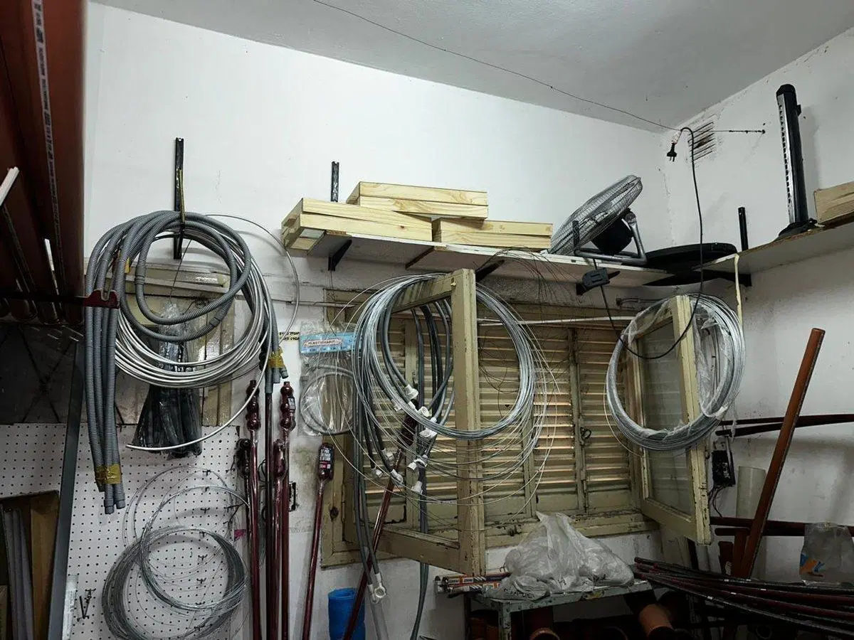 Venta local 50 mts2 San Vicente frente calle 5
