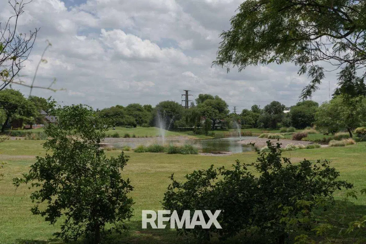 VENTA CASA COUNTRY JOCKEY CLUB 3