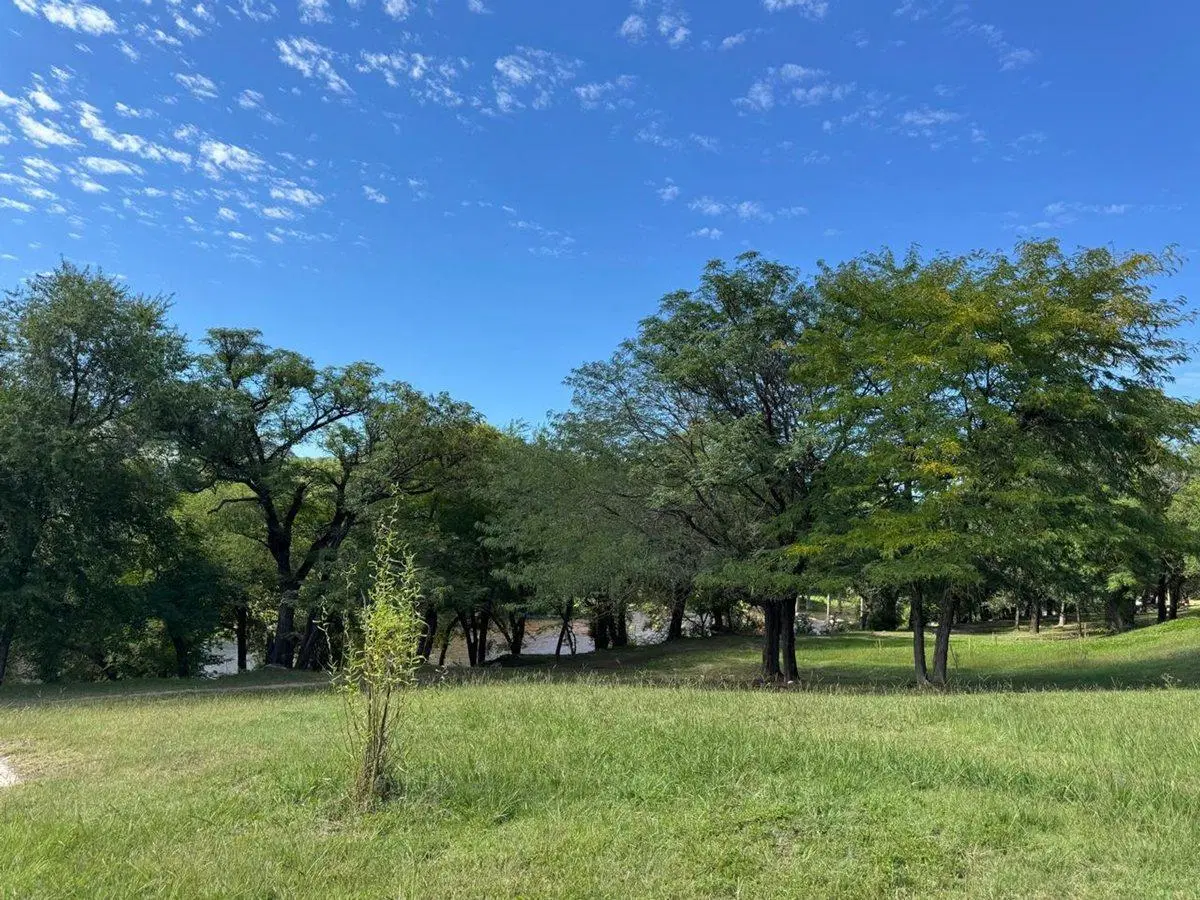 VENTA CASA CARLOS PAZ SOBRE RIO 3