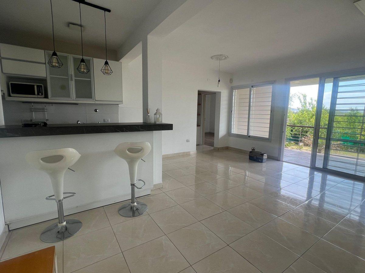 Foto de VENTA CASA LA CALERA CENTRO 2 DORMITORIOS, imagen 2