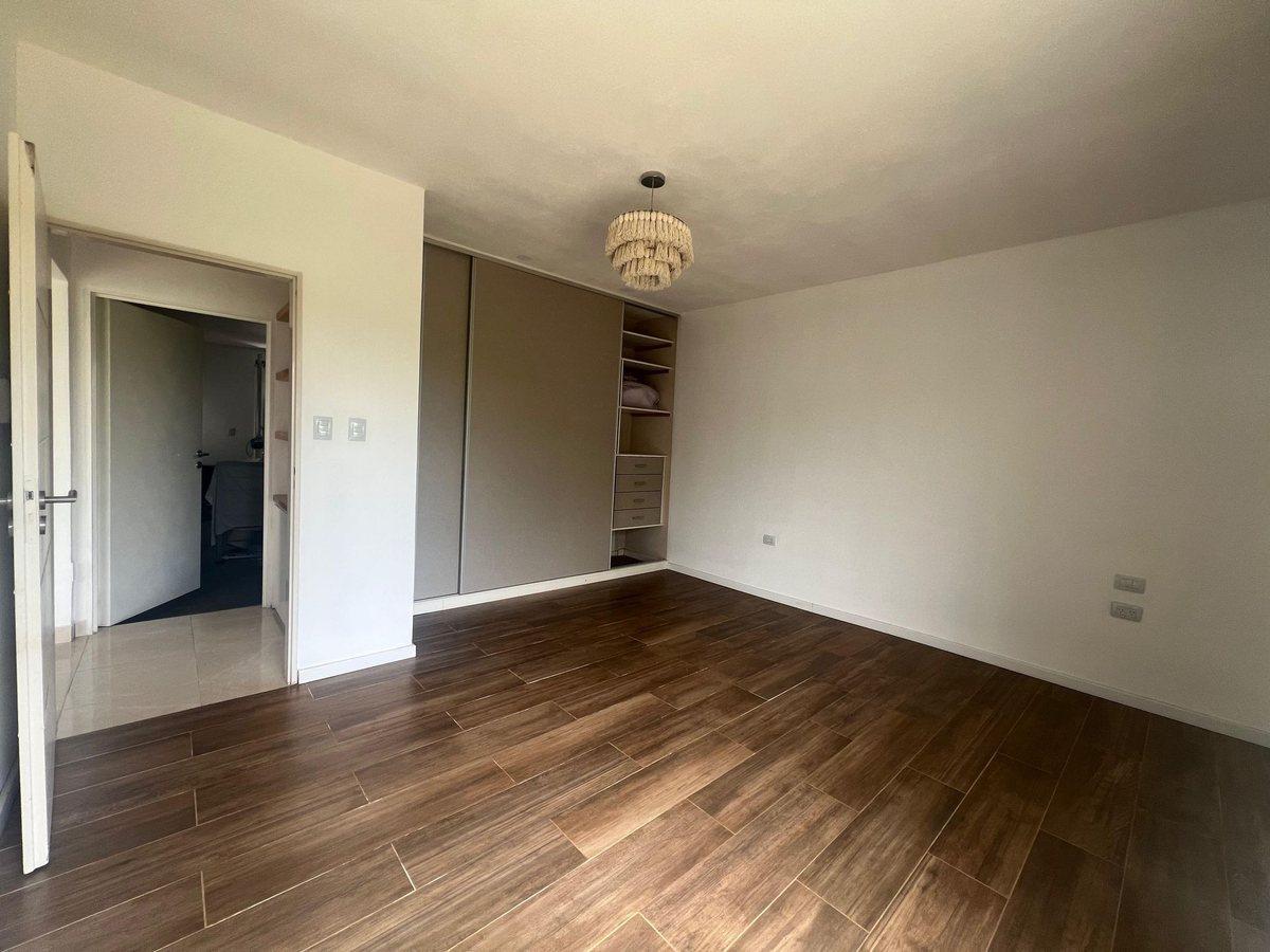 Foto de VENTA CASA LA CALERA CENTRO 2 DORMITORIOS, imagen 4