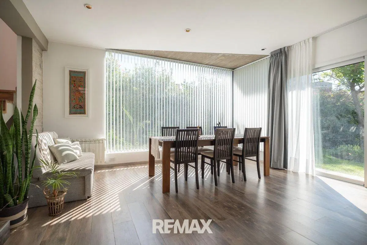 VENTA CASA SANTINA NORTE 3 DORMITORIOS 5