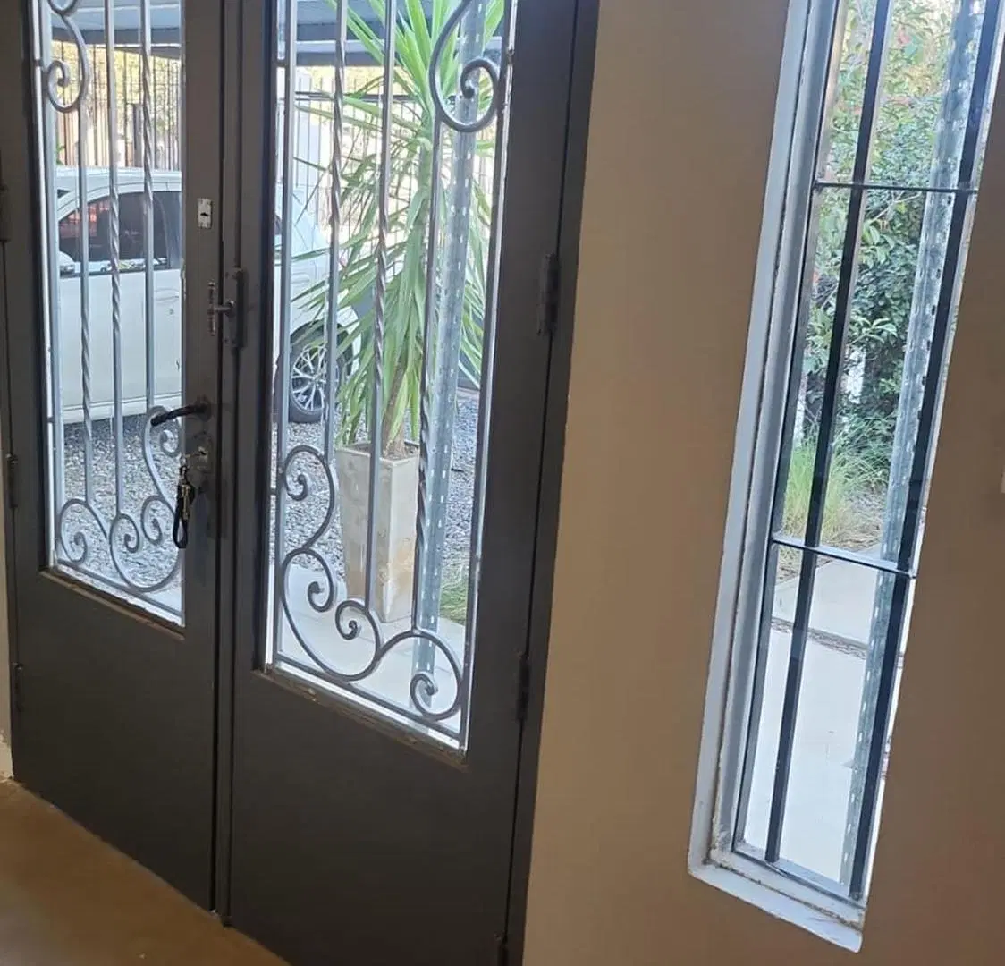CASA ARGUELLO CORDOBA SOBRE AVENIDA NEPPER 8