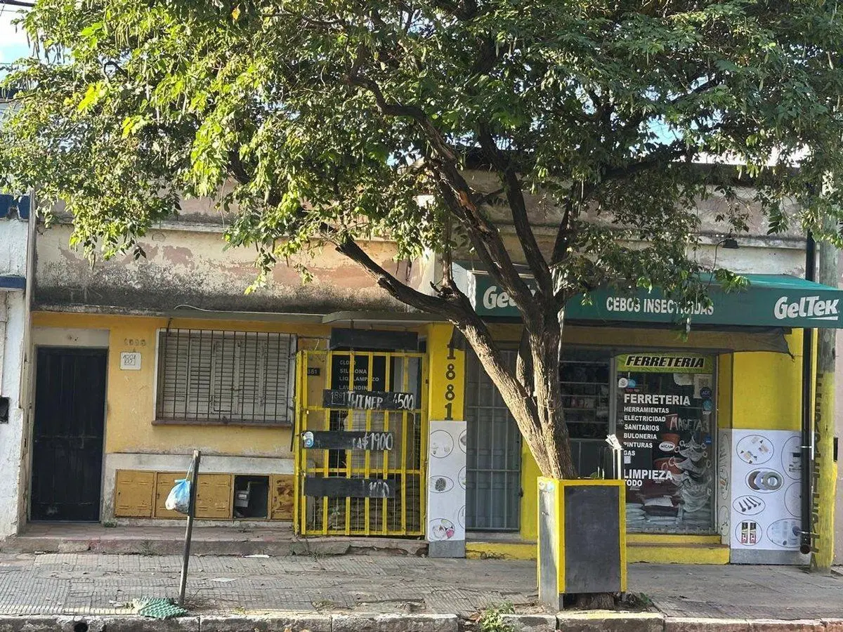 Venta local 50 mts2 San Vicente frente calle 3