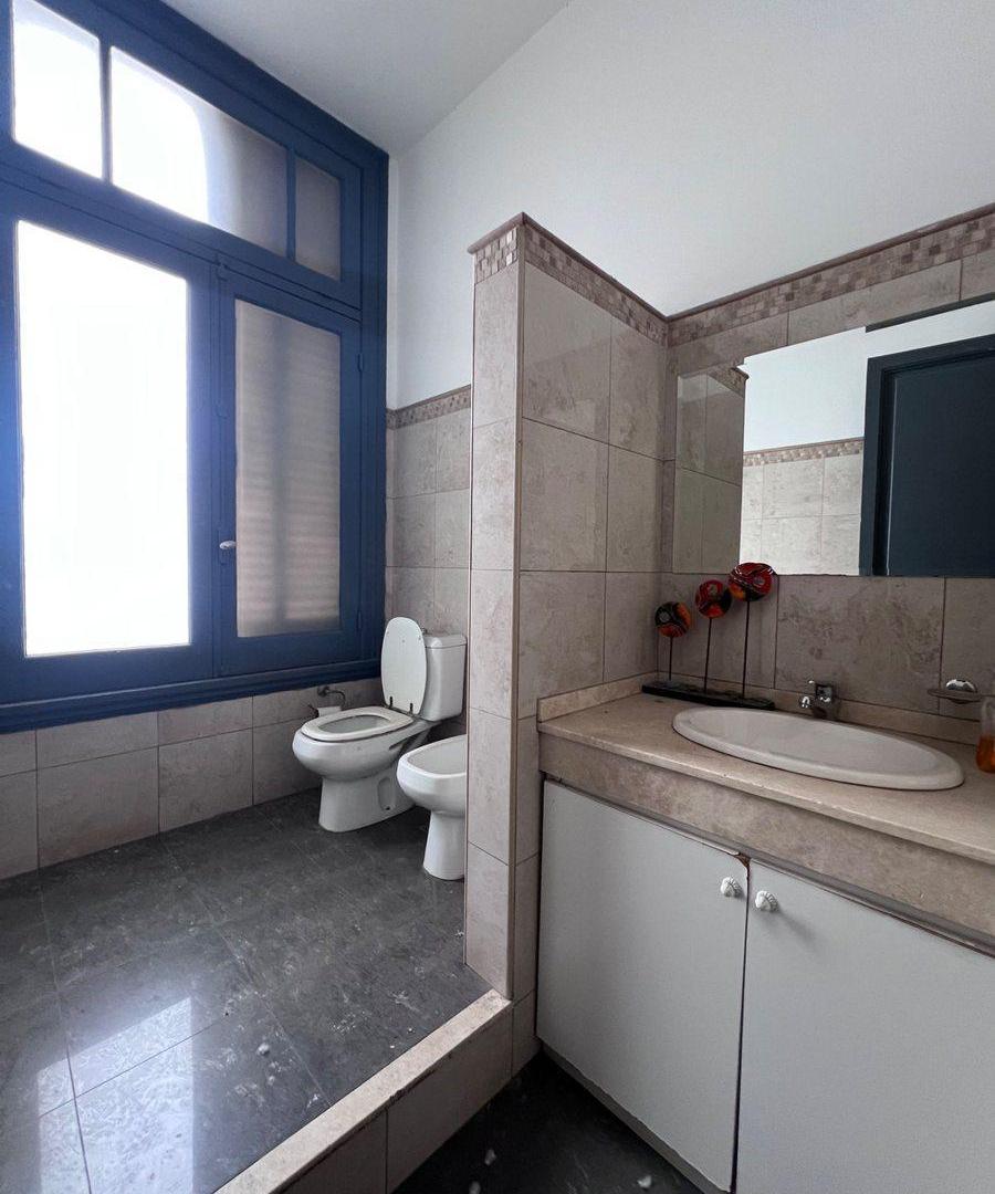 Foto de VENTA OFICINA CENTRO EDIFICIO MINETTI SEGURI, imagen 1