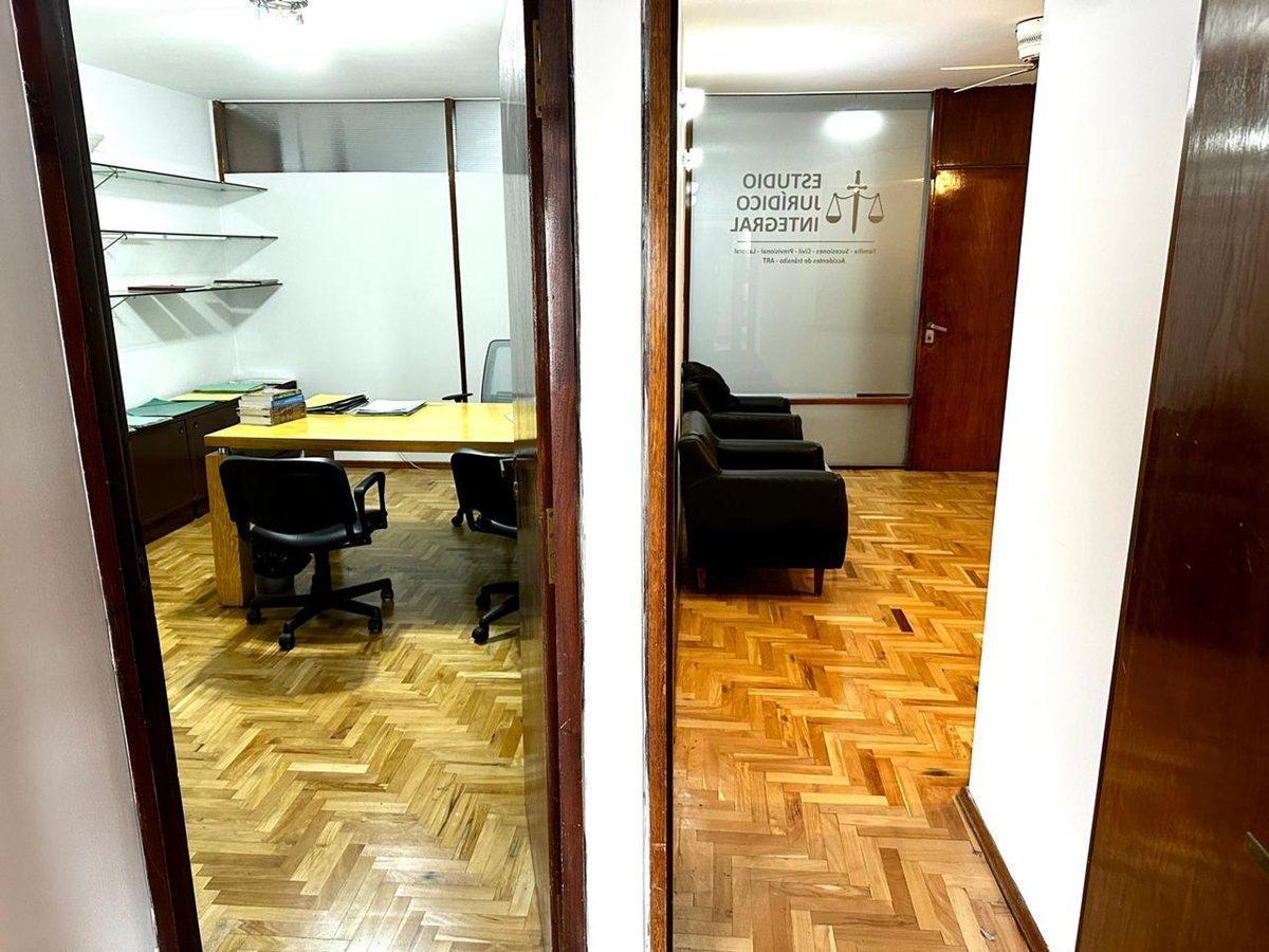 Foto de Venta Oficina Avenida General Paz Centro Cordoba, imagen 3