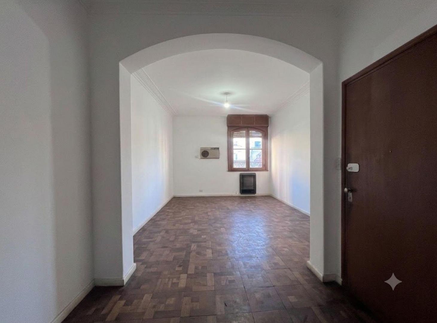 Foto de VENTA DEPARTAMENTO BELGRANO Y DEAN FUNES TERRAZA, imagen 2